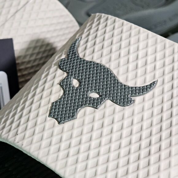 Under Armour UA Project Rock Slides 2.0 Military Green Grey Michelin Gripper 9.5 - Picture 2 of 16